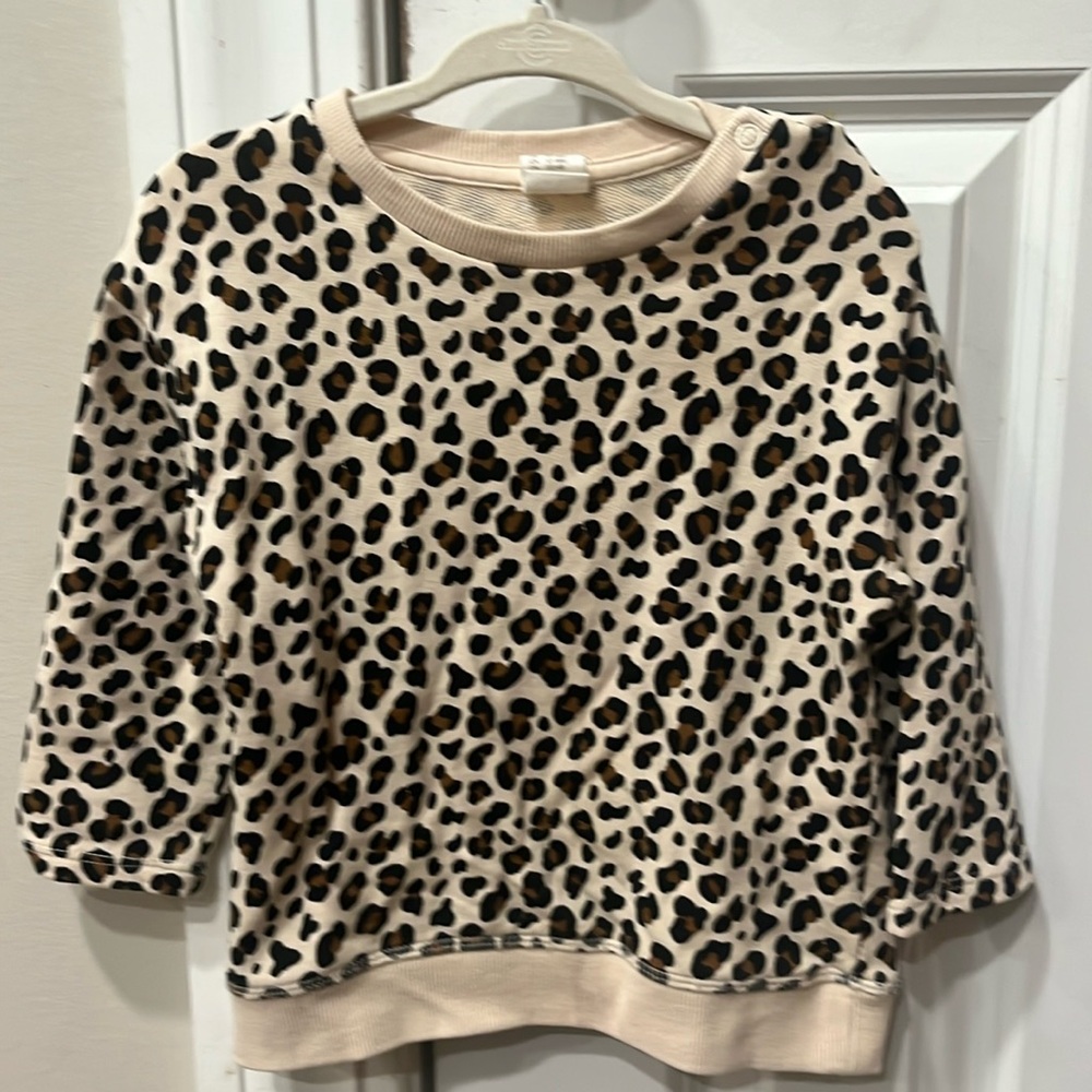 H&M girls sweatshirt